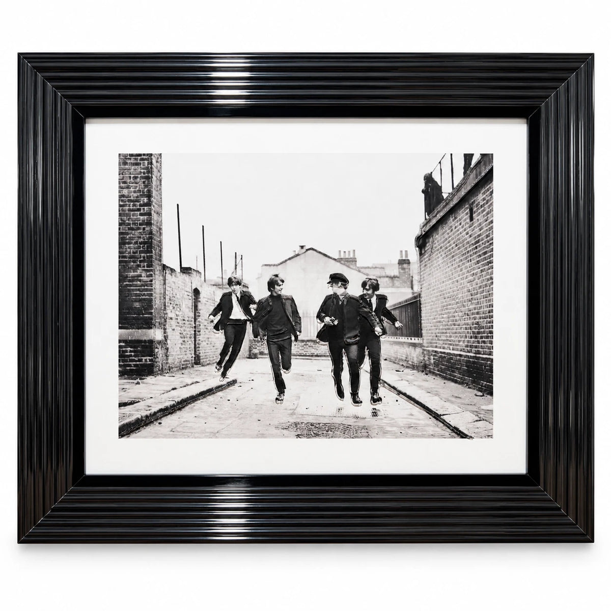 THE BEATLES FRAMED LIQUID WALL ART PICTURE 65X55CM BLACK WHITE MUSIC MEMORABILIA