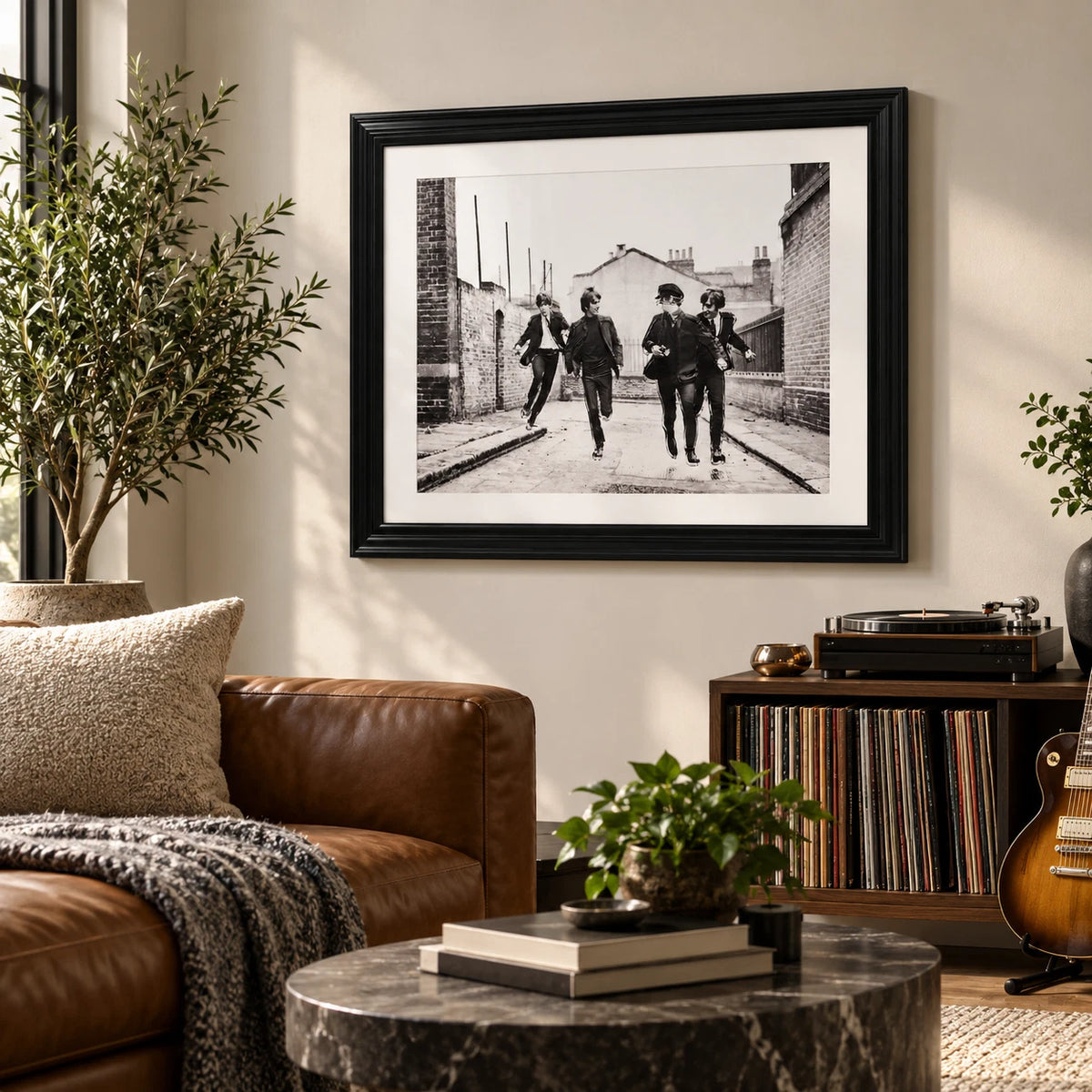 THE BEATLES FRAMED LIQUID WALL ART PICTURE 65X55CM BLACK WHITE MUSIC MEMORABILIA