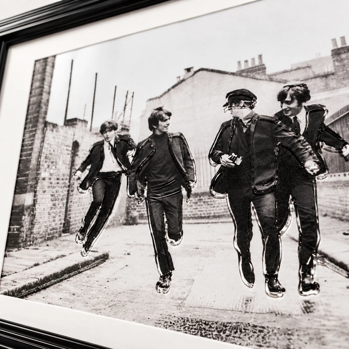 THE BEATLES FRAMED LIQUID WALL ART PICTURE 65X55CM BLACK WHITE MUSIC MEMORABILIA