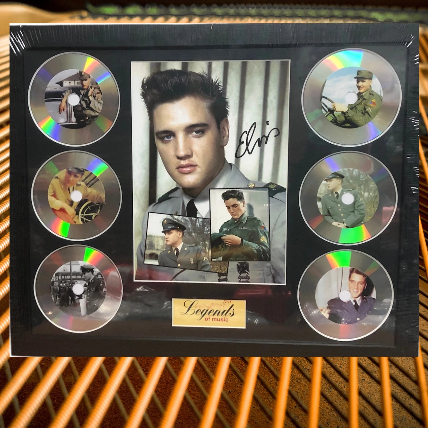 ELVIS PRESLEY MEMORABILIA FRAMED PICTURE PRESENTATION DISC SET LEGENDS OF MUSIC UK STOCK
