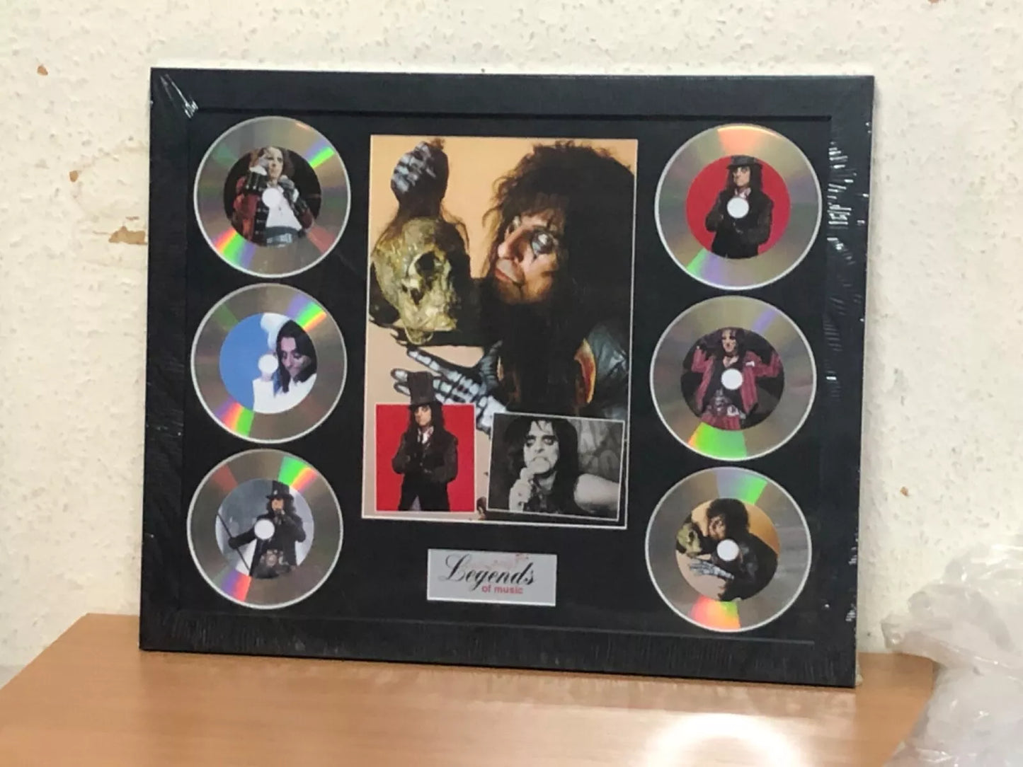 ALICE COOPER MEMORABILIA FRAMED PICTURE PRESENTATION DISC SET LEGENDS OF MUSIC UK STOCK