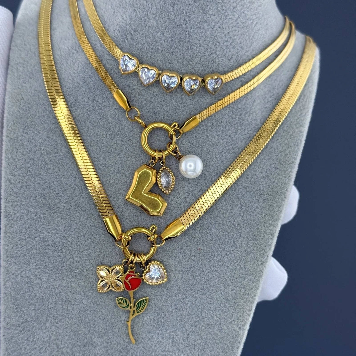 18K GOLD PLATED TITANIUM STEEL PEARL CHARM NECKLACE WATERPROOF HYPOALLERGENIC UK
