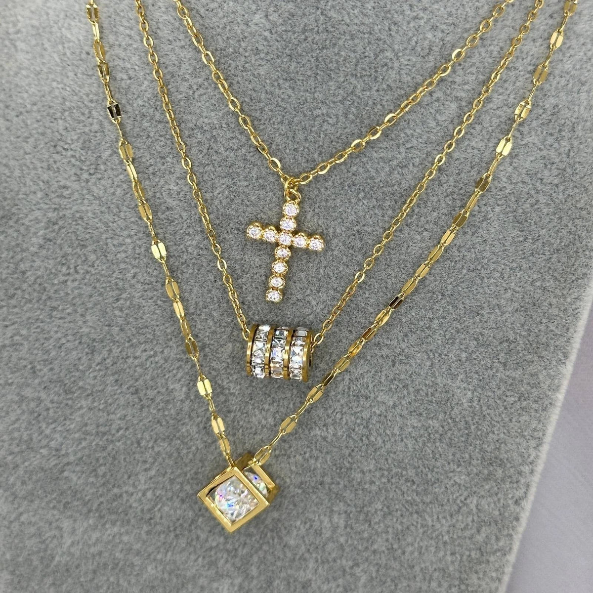 18K GOLD PLATED GEOMETRIC CUBE CZ PENDANT NECKLACE TITANIUM STEEL LADIES GIFT UK