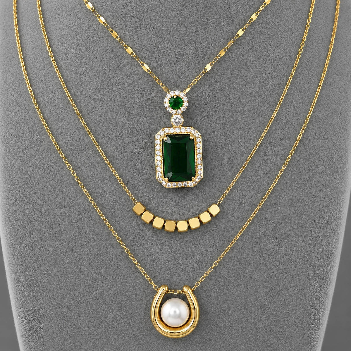18K GOLD PLATED TITANIUM STEEL GREEN HALO CZ PENDANT NECKLACE LADIES WATERPROOF